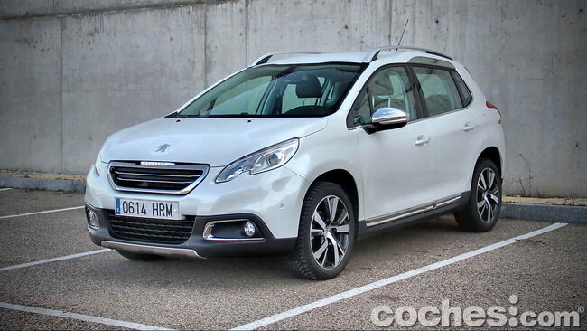 Peugeot_2008_23