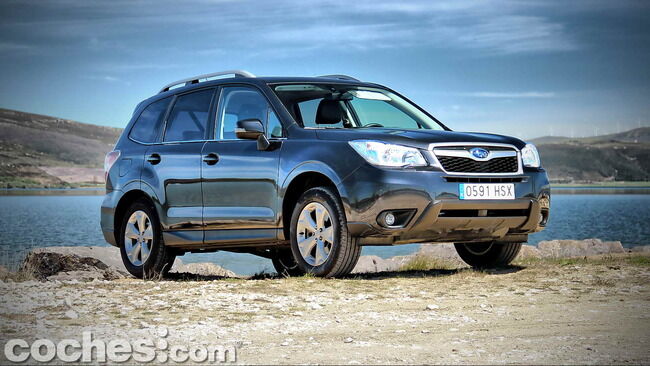 Subaru_Forester_2.0D_22