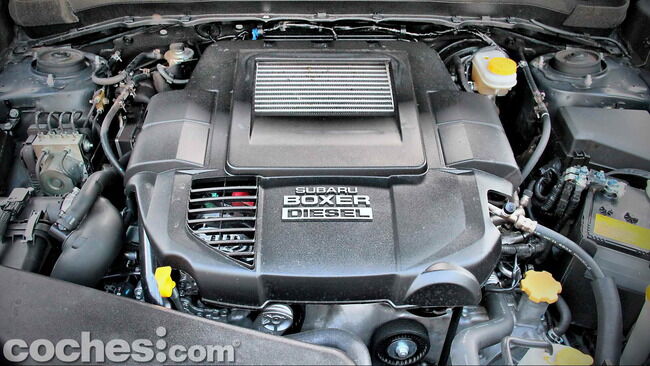 Subaru_Forester_2.0D_44