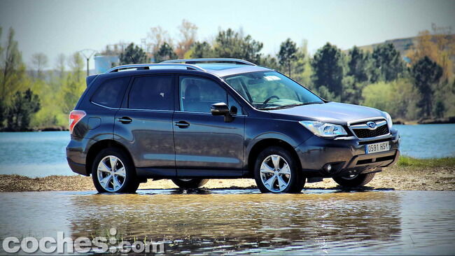 Subaru_Forester_2.0D_63