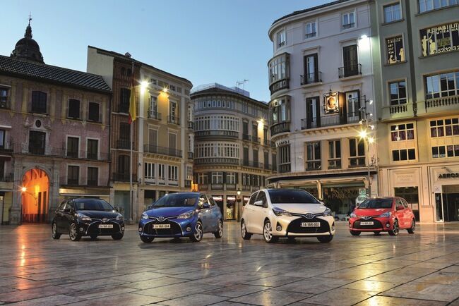 Toyota Yaris 2014 gama 01