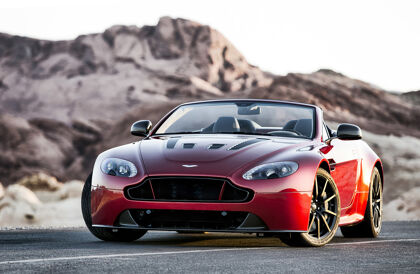 Aston Martin V12 Vantage S Roadster: el rey de los descapotables británicos