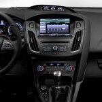 Ford Focus ST 2014 Interior 06 150x150