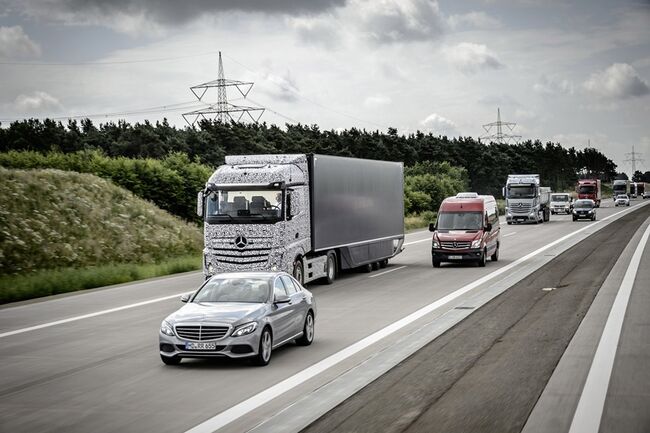 Mercedes Future Track 2025 02