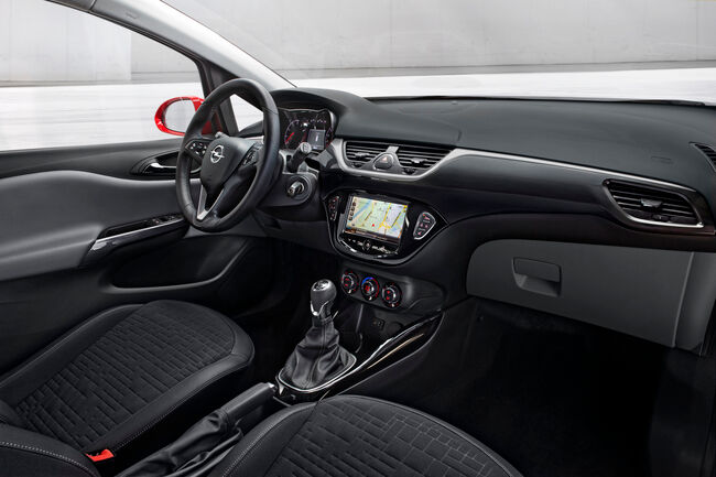Opel Corsa 2014 interior 02