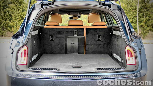 Opel_Insignia_Sports_Tourer_ecoFLEX_14