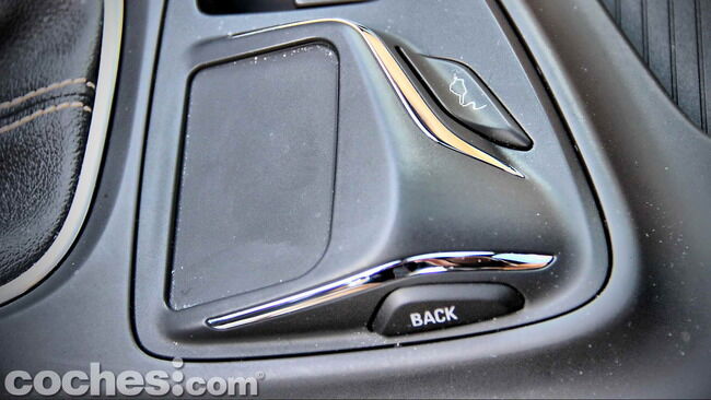 Opel_Insignia_Sports_Tourer_ecoFLEX_42
