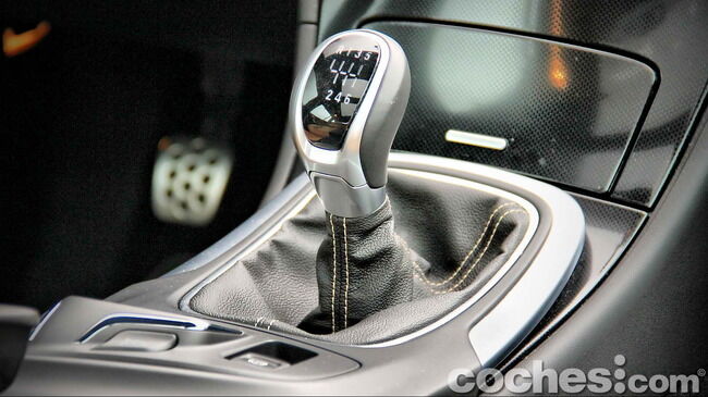 Opel_Insignia_Sports_Tourer_ecoFLEX_47
