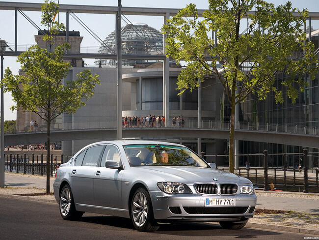 Bmw Hydrogen 7 2006 R20 650x488