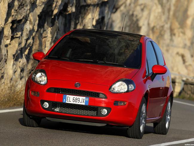 fiat_punto-2011_r21