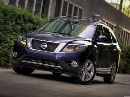 Nissan Pathfinder Platinum R52 USA 2013