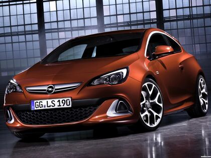 Opel Astra GTC OPC 2012