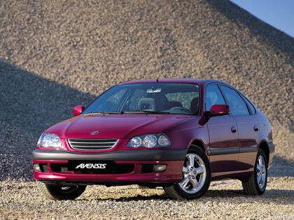 Toyota Avensis Hatchback 1997