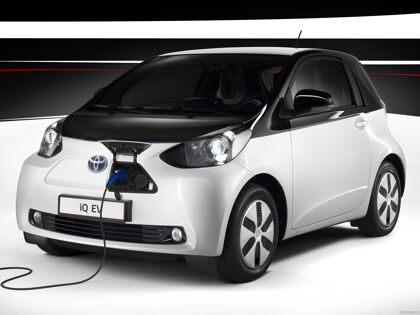 Toyota iQ eV 2012