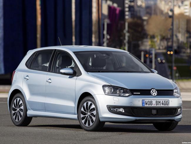 volkswagen_polo-bluemotion-5-door-2014_r6