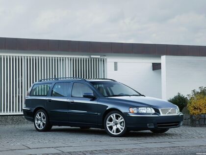 Volvo V70 2004