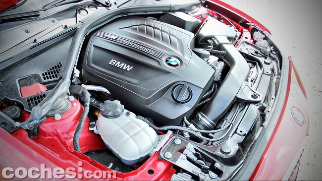 BMW_M235i_40