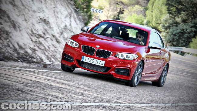 BMW_M235i_51