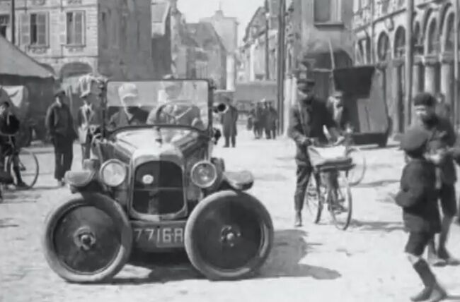 Citroen 1927 aparcamiento