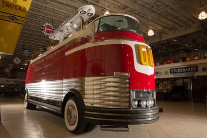 GM Futurliner, así era el vehículo que daba a conocer el progreso