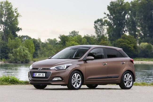 Hyundai i20 2015 13