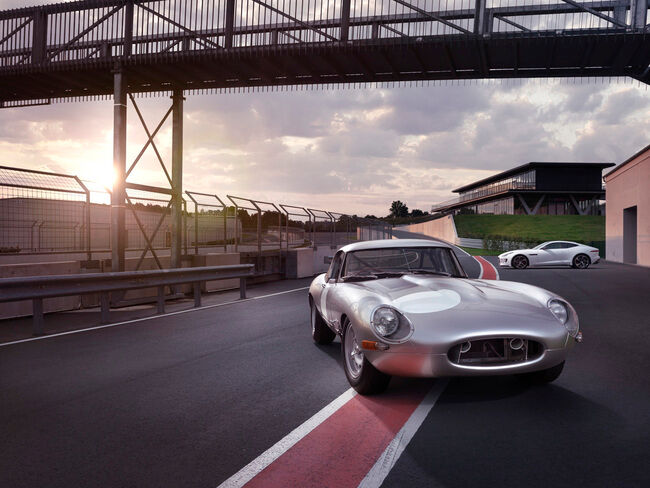 Jaguar E-Type Lightweight 2014 11