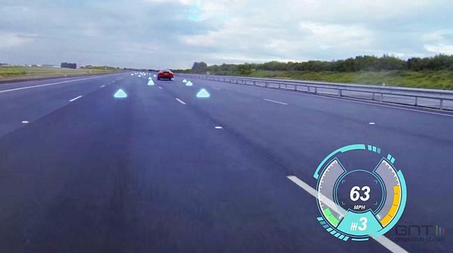 Jaguar Virtual windscreen 2