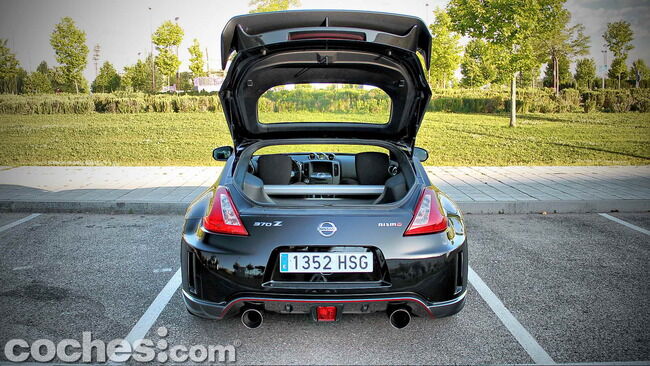 Nissan_370Z_Nismo_09