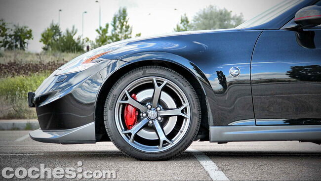 Nissan_370Z_Nismo_17