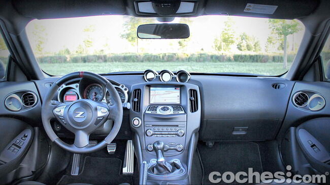 Nissan_370Z_Nismo_22