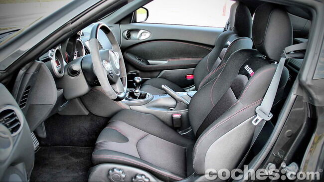 Nissan_370Z_Nismo_30
