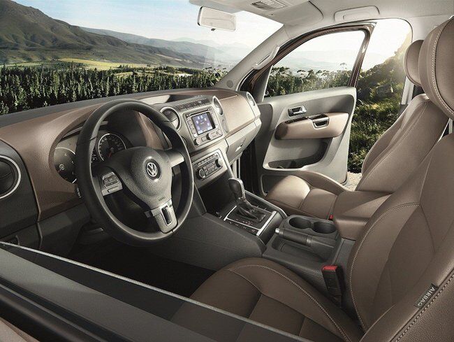 Volkswagen Amarok Highline Edition 2014 interior 01