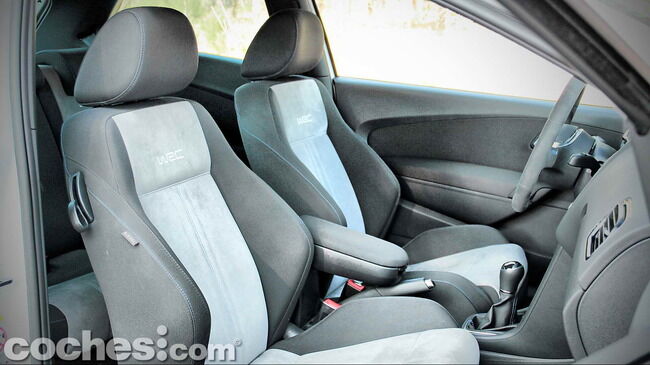 Volkswagen_Polo_R_WRC_18