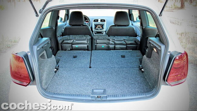 Volkswagen_Polo_R_WRC_29