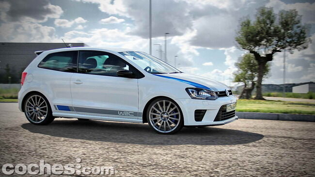 Volkswagen_Polo_R_WRC_53