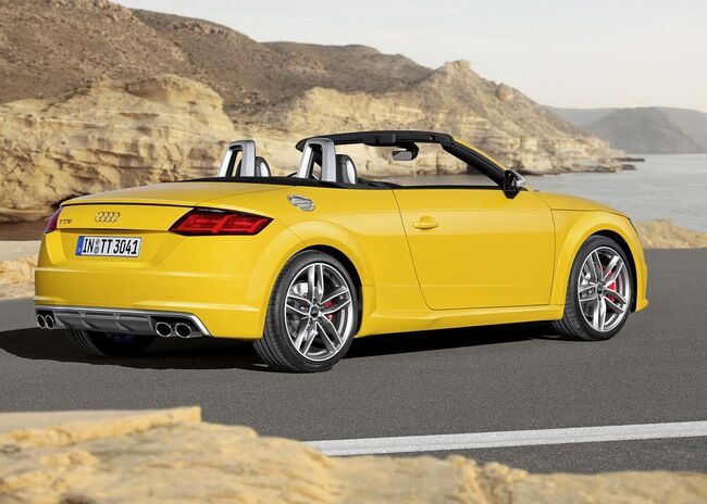 Audi TTS Roadster 2015 07