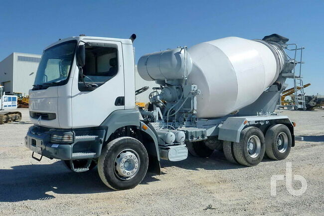 Lote_1089_2000_Renault_Kerax_33DXB1_6x4_Camión_Mezclador_01