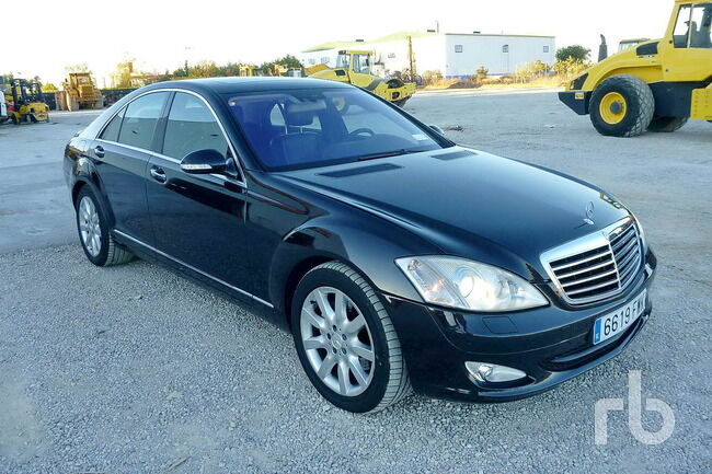 Lote_1229_2007_Mercedes_Benz_S_320_CDI_02