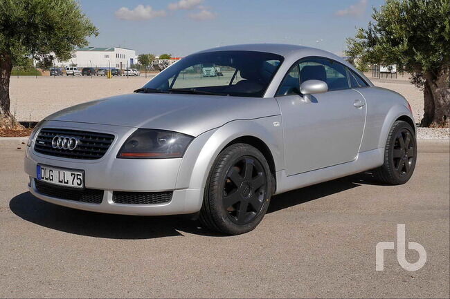 Lote_1243_1999_Audi_TT_Quattro_01