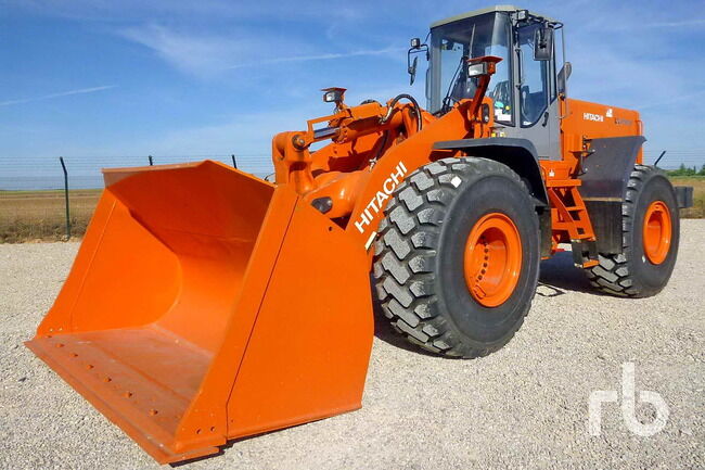 Lote_251_Hitachi_LX290E_Pala_Cargadora_Sobre_Ruedas_01