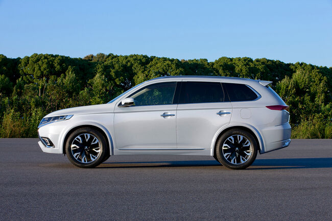 Mitsubishi Outlander PHEV Concept-S 2014 01