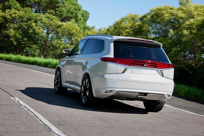 Mitsubishi Outlander PHEV Concept-S 2014 04