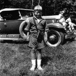 0 John Moir Con 7 AñOs Con El Cadillac Familiar De 1930 150x150