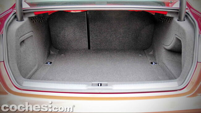 Audi_A4_2.0_TDI_Multitronic_11