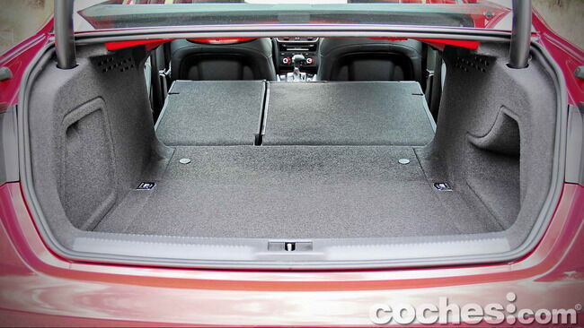 Audi_A4_2.0_TDI_Multitronic_13