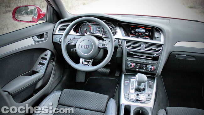 Audi_A4_2.0_TDI_Multitronic_19