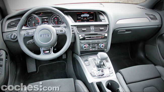 Audi_A4_2.0_TDI_Multitronic_24