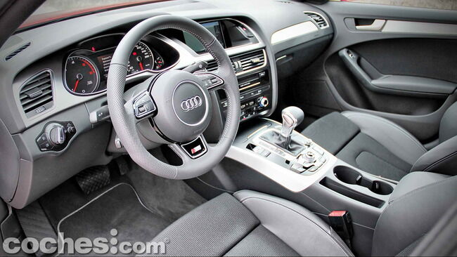 Audi_A4_2.0_TDI_Multitronic_31