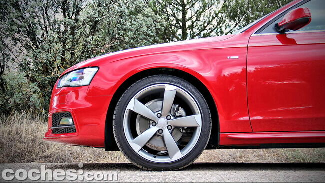 Audi_A4_2.0_TDI_Multitronic_57