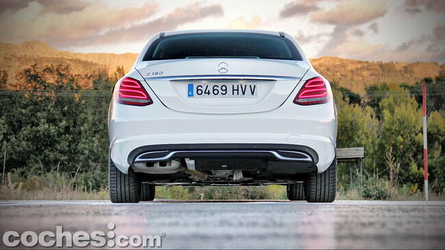 Mercedes_Benz_Clase_C_180_15